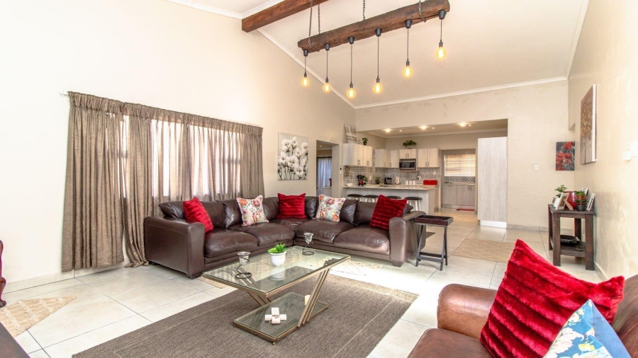 3 Bedroom Property for Sale in Franskraal Western Cape